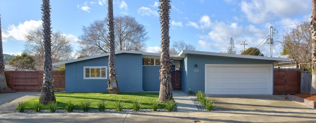 1019_las_gallinas_ave_frontviewhouse